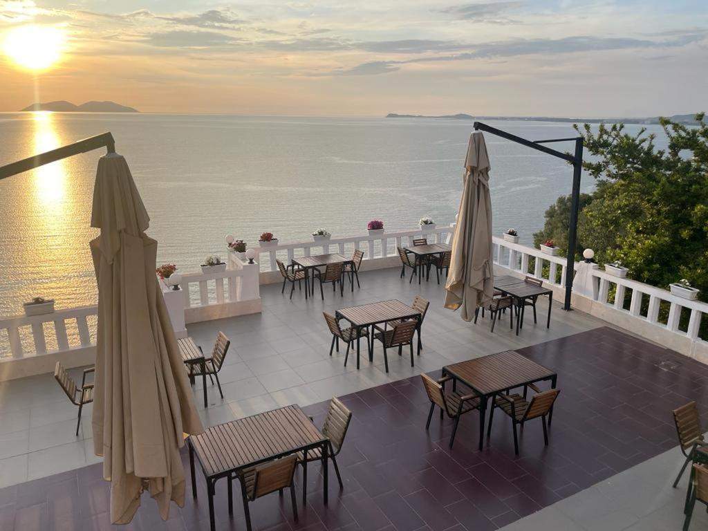 Sea View Apartments Vlora Kültér fotó